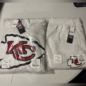 NFL Kansas City Chiefs NFL Licensed Sweatshirt and Pants Set - New with Tags